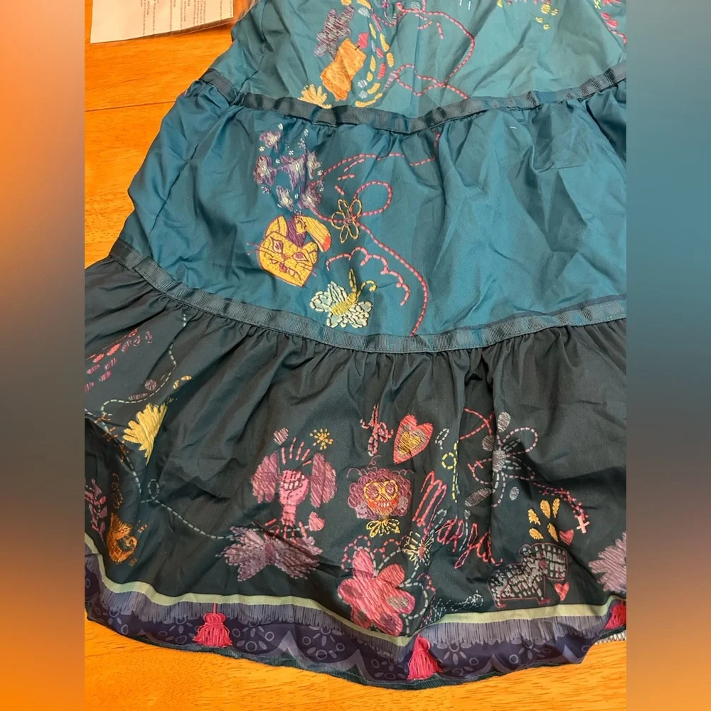 NWT Disney Encanto Mirabel Light-Up Halloween Costume Dress size Medium 7-8
